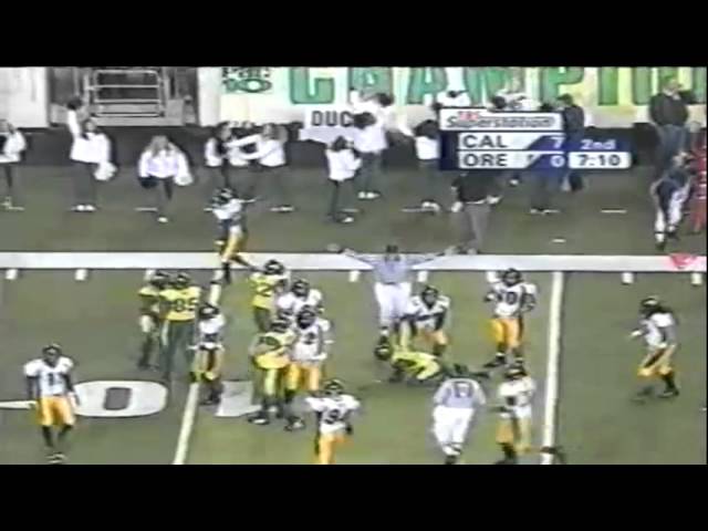 Oregon WR Samie Parker 14 yard catch and run vs. Cal 11-08-2003