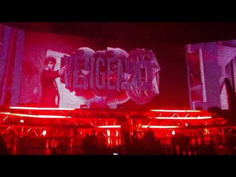 Armin Van Buuren - Madrid Arena - Visual Pulp Fiction 11 octubre 2011 LIVE Klubbers Meeting