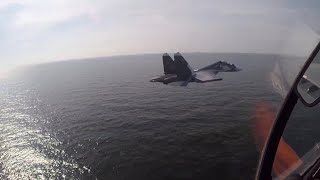 Пара Су-30См На Предельно Малых Высотах Над Морем