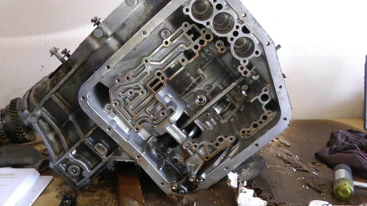 Part 4 (of 10) Transmission Teardown - Rebuild 1994 Toyota Camry Engine