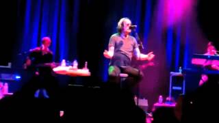 Watch Todd Rundgren Living video