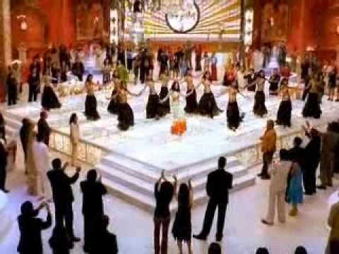 Humko Deewana Kar Gaye Mere Saath Chalte Chalte