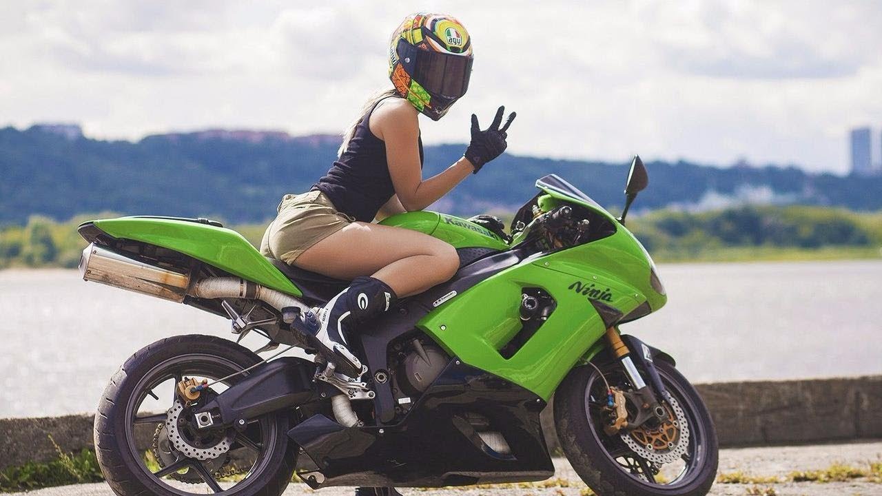 Girlfriend super riding photo
