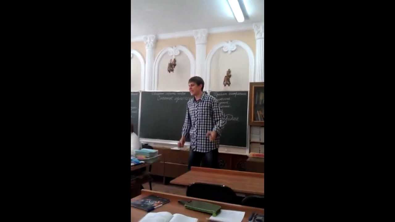 Чей стих я вас любил Чей стих я вас любил