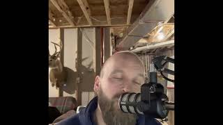 Whitetail Minute: The Stand
