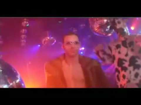 Ficki Ficki Aua Aua - Nina Queer & Dj Divinity