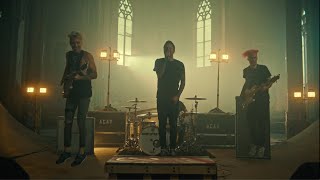 Watch Story Of The Year Tear Me To Pieces video