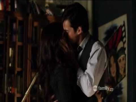 Pretty Little Liars 1x13  Aria tells Ezra that she loves him ( subITA )