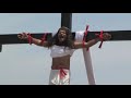 Raw: Faithful Celebrate Good Friday Worldwide