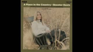 Watch Skeeter Davis A Place In The Country video