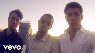 Watch Jonas Brothers First Time video