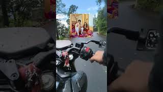 Pakde Gye Guru