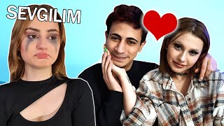 Sevgi̇li̇mi̇n Arkadaşi İle Sevgi̇li̇ Oldum Aldatma Şakası Siyah Giyen Genç