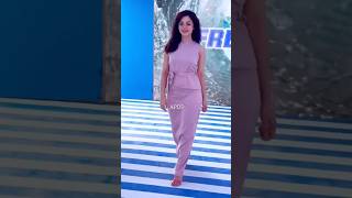 Komal Meer In Her New Look And New Mood