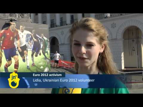 Euro 2012: Volunteer Army Assists Football Fans despite Negative Portrayal by Media