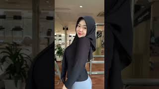 Beautiful hijab gym dulu biar om senang