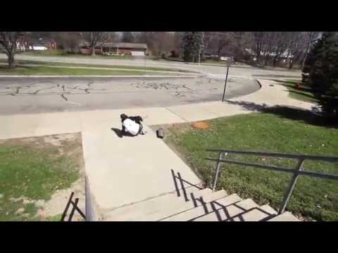 Brandon Hooper is invincible - skateboarding slams