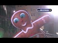 BooBoo and Fivel Stewart Freeze Their Buns at Hollywood Xmas Parade