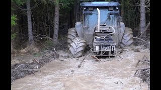 Valtra 6650, Timberjack 810B, Logset 6F, Kockums, John Deere 1110D in wet forest