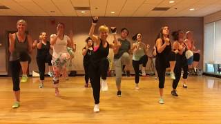 “CONTRA LA PARED” Sean Paul and J Balvin - Dance Fitness Workout Valeo Club
