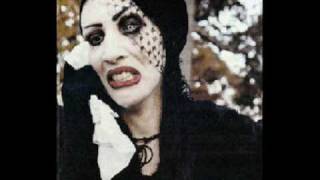 Watch Marilyn Manson Thingmaker video