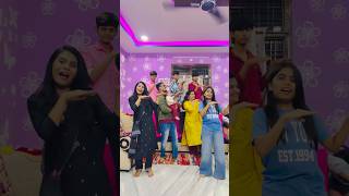 Koyila With Cousins