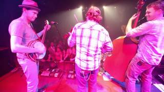 Watch Infamous Stringdusters Get It While You Can video