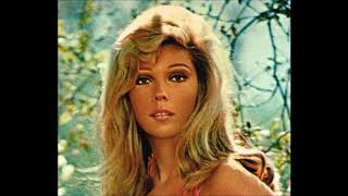 Watch Nancy Sinatra Kind Of A Woman video