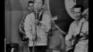 Watch Gene Vincent Roll Over Beethoven video