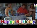 Geschenke auspacken Ashs siebter Geburtstag Happy Birthday As...