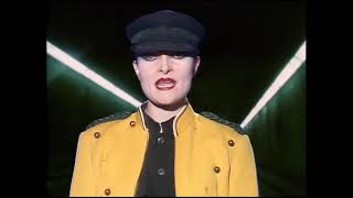 Watch Siouxsie  The Banshees Circle video