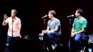 Watch Backstreet Boys Lay Down Beside Me video