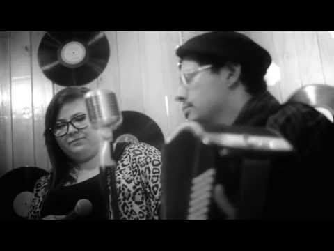 Hay Un Monstruo En Mi Frigobar Video