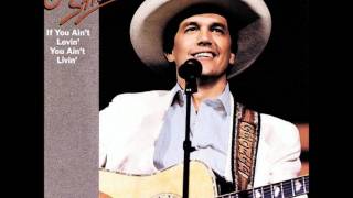 Watch George Strait Dont Mind If I Do video