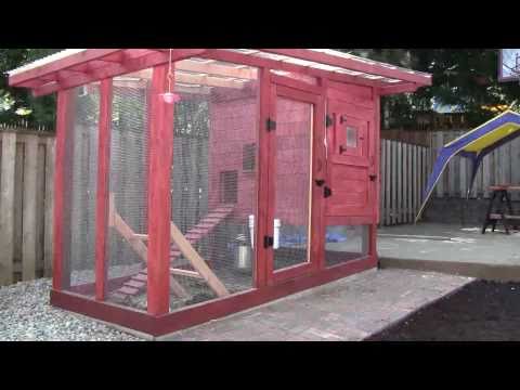 how to build a self-cleaning chicken coop