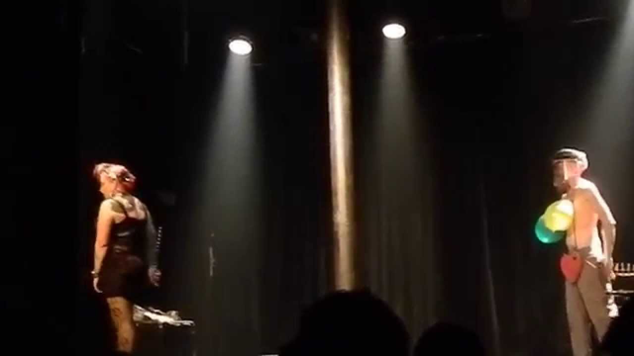i fuck mom pussy darts
