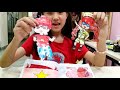 Tự làm ngôi nhà bằng giấy cho cung Nhân mã thích sưu tầm đồ cổ đến đáng thương | Bao Minh Channel
