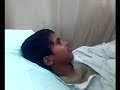 ورع سعودي صغير يتطعم للإنفلونزا.Yang boy taking the vaccine