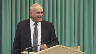 Living In His Presence - Peter Lausevic