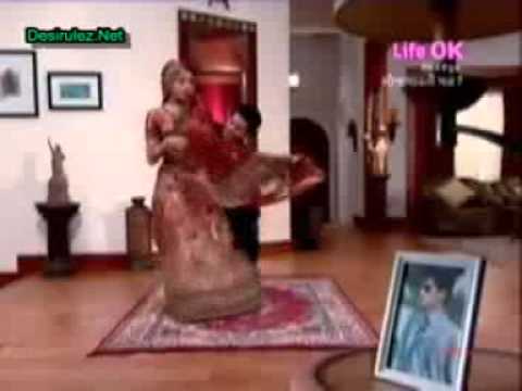 Viraj jiye toh jiye kaise song sequence in Saubhagyavati Bhava...