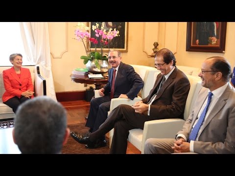 Directora UNESCO resalta enorme empeño de RD en superar analfabetismo