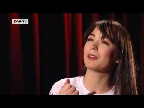 Die Pianistin Alice Sara Ott euromaxx