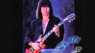 Watch Pat Travers Fall To Pieces video