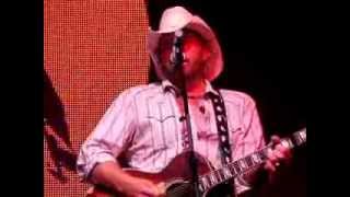 Watch Toby Keith Losing My Touch video