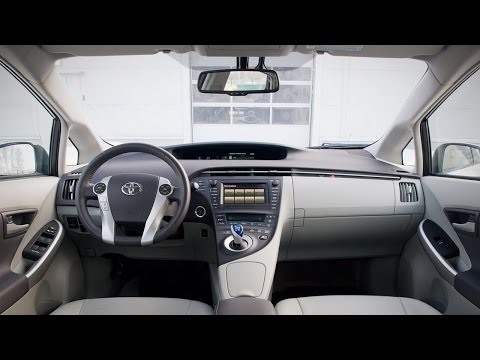 Обзор Toyota Prius — Интерьер