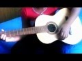 Enseñando a tocar con la guitarra las notas:MI Y LA MENOR