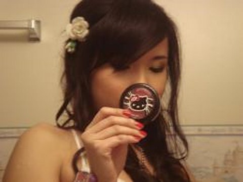 Hanh's Hello Kitty Obsession (Mini MAC Haul) Hanh's Hello Kitty Obsession (Mini MAC Haul)