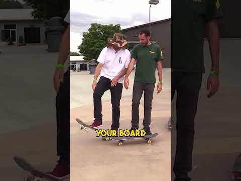 THE #SKATEGOD CAN KICKFLIP!?  #skateboarding #skateboardvibes #skateboard
