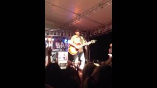 Watch Casey Donahew Band Broken video