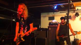 Watch Queens Club Dust video